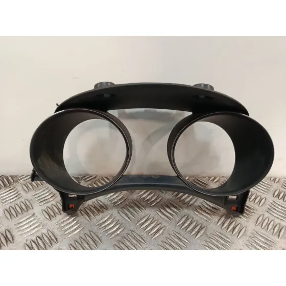 Moldura para Toyota C-Hr (_X1_)