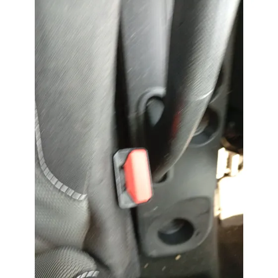 Enganche Cinturon Delantero Izquierdo para Renault Captur I (J5_, H5_)