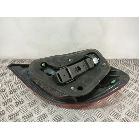 Piloto Trasero Izquierdo para Mercedes-Benz Clase C Coupe (Cl203)