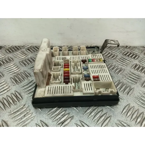 Caja Reles / Fusibles para Renault Megane Ii Station Wagon (Km0/1_)