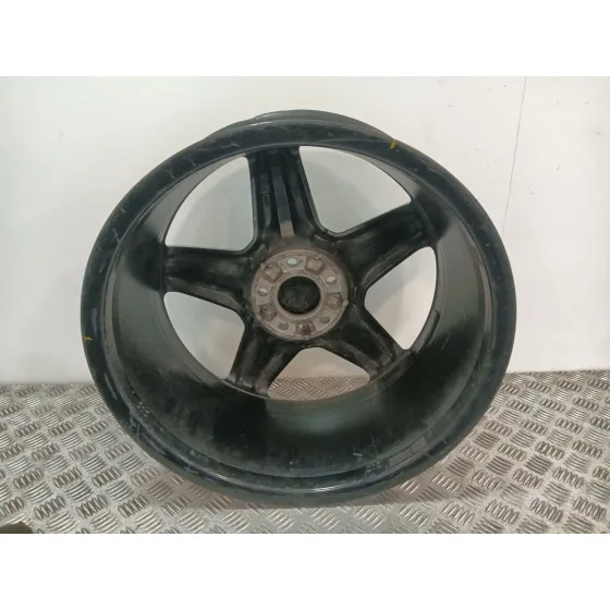 Llanta para Mercedes-Benz Clase Gla (W156)