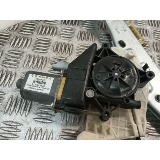 Elevalunas Delantero Derecho para Citroën C4 Cactus