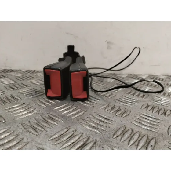 Enganche Cinturon Trasero Central para Citroën C4 Cactus