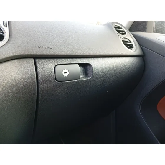 Guantera para Volkswagen Tiguan (5N_)
