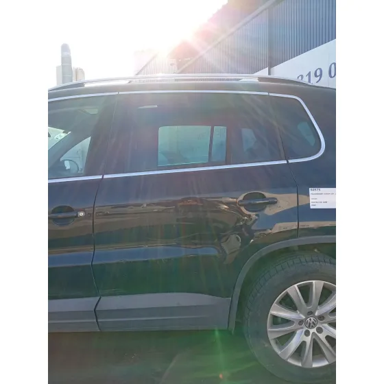 Puerta Trasera Izquierda para Volkswagen Tiguan (5N_)