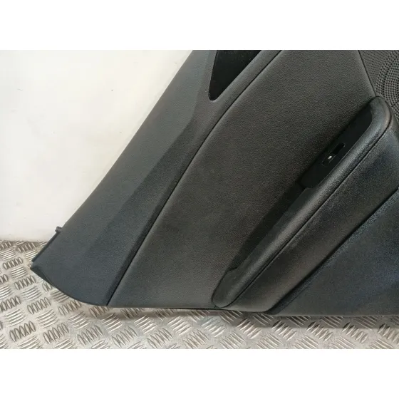 Guarnecido Puerta Trasera Izquierda para Kia Xceed (Cd)