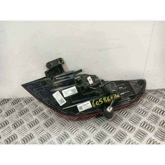 Piloto Trasero Izquierdo para Kia Xceed (Cd)