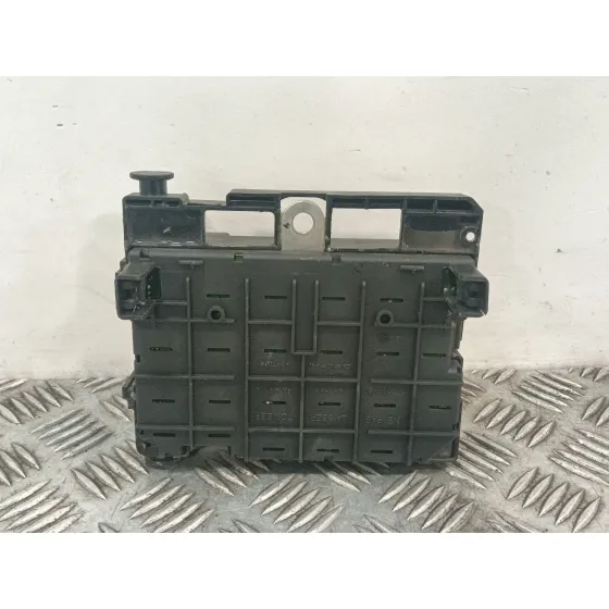 Caja Reles / Fusibles para Peugeot 307 (3A/C)