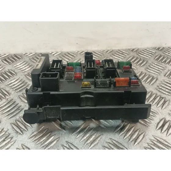 Caja Reles / Fusibles para Peugeot 307 (3A/C)