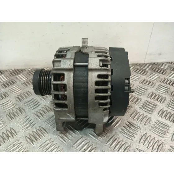 Alternador para Mercedes-Benz Clase A (W176)