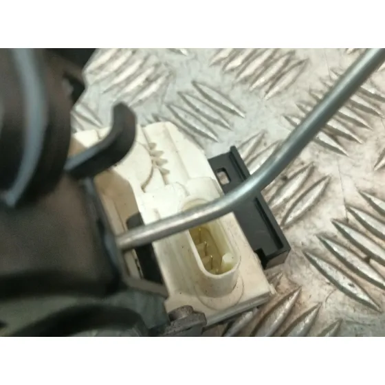 Cerradura Puerta Delantera Derecha para Mercedes-Benz Clase A (W176)