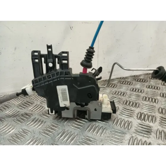 Cerradura Puerta Trasera Derecha para Mercedes-Benz Clase A (W176)