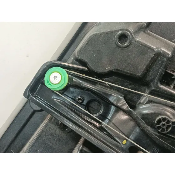 Elevalunas Trasero Derecho para Mercedes-Benz Clase A (W176)