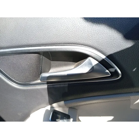 Maneta Interior Trasera Derecha para Mercedes-Benz Clase A (W176)