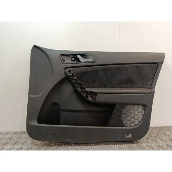 Guarnecido Puerta Delantera Derecha para Skoda Yeti (5L)