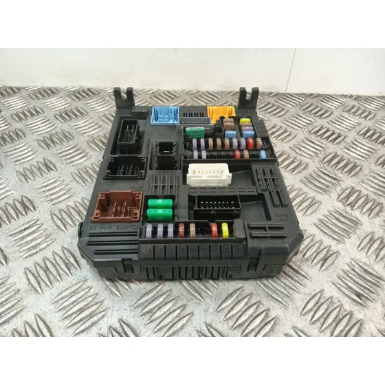 Caja Reles / Fusibles para Peugeot 3008 Ii Suv (Mc_, Mr_, Mj_, M4_)