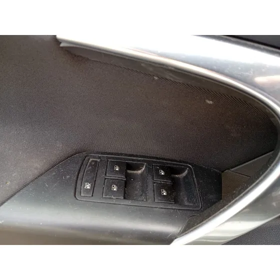 Mando Elevalunas Delantero Izquierdo para Opel Insignia A (G09)