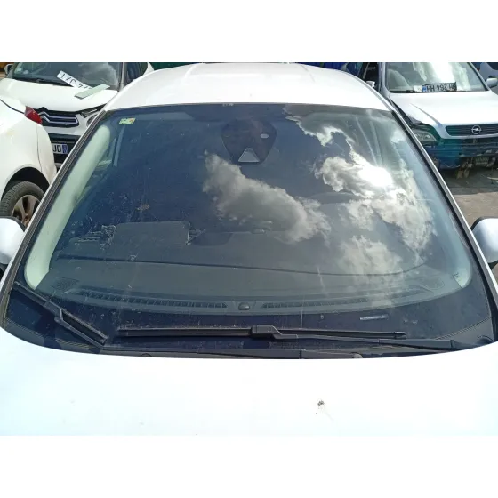 Parabrisas para Ford Fiesta Vii (Hj, Hf)