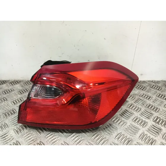 Piloto Trasero Derecho para Ford Fiesta Vii (Hj, Hf)