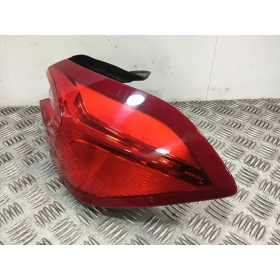 Piloto Trasero Derecho para Ford Fiesta Vii (Hj, Hf)