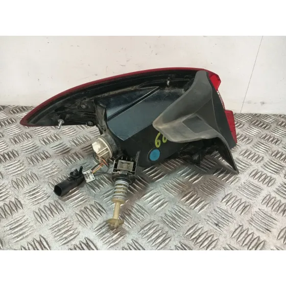 Piloto Trasero Derecho para Ford Fiesta Vii (Hj, Hf)