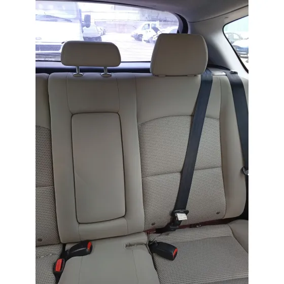 Cinturon Seguridad Trasero Central para Mazda 3 (Bk)