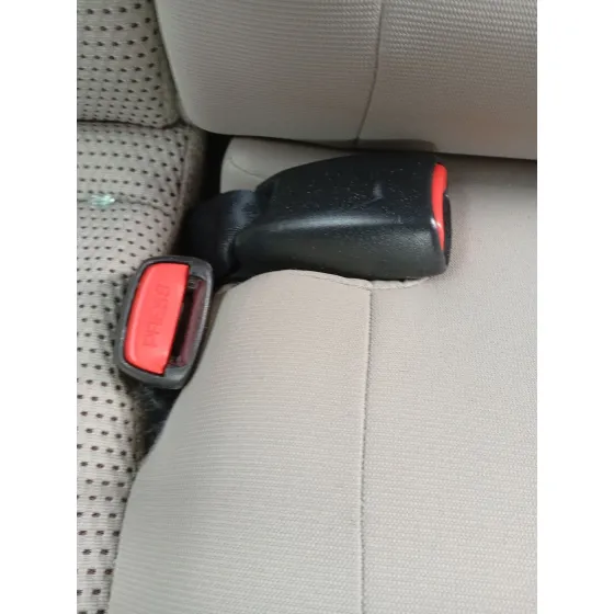 Enganche Cinturon Trasero Derecho para Mazda 3 (Bk)