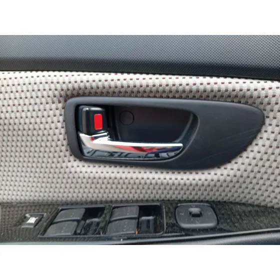Maneta Interior Delantera Izquierda para Mazda 3 (Bk)
