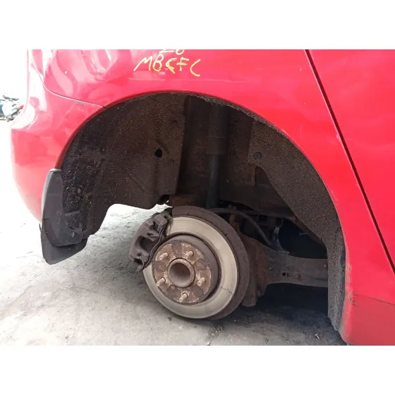 Paso De Rueda Trasero Derecho para Mazda 3 (Bk)