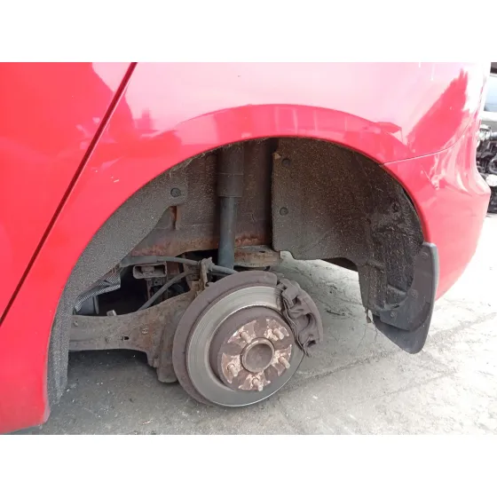 Paso De Rueda Trasero Izquierdo para Mazda 3 (Bk)