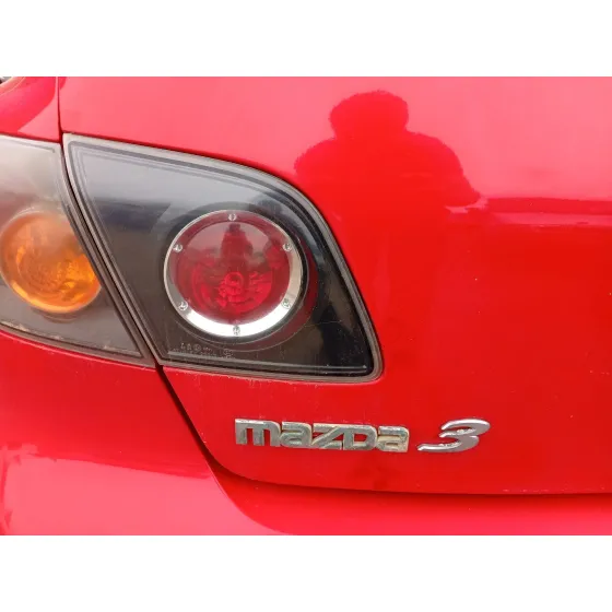 Piloto Trasero Izquierdo Interior para Mazda 3 (Bk)