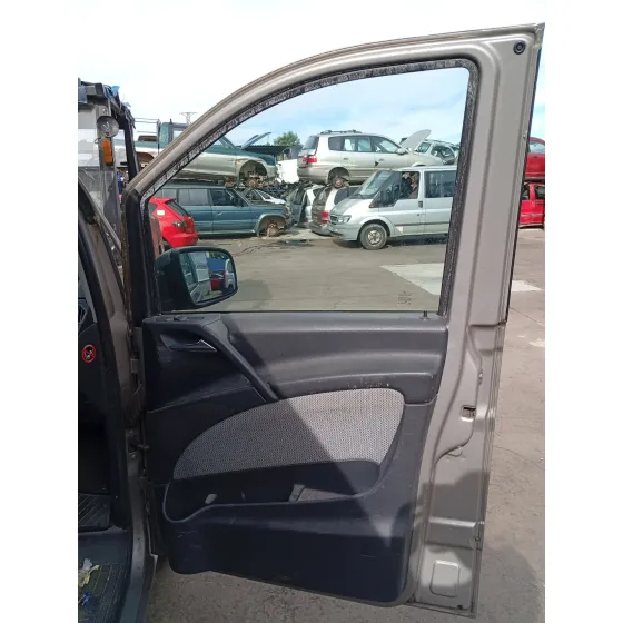 Elevalunas Delantero Derecho para Mercedes-Benz Viano (W639)