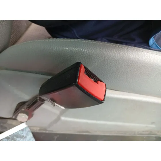 Enganche Cinturon Delantero Izquierdo para Mercedes-Benz Viano (W639)