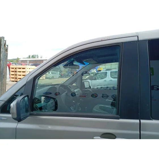 Luna Delantera Izquierda para Mercedes-Benz Viano (W639)