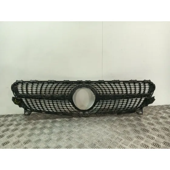 Rejilla Delantera para Mercedes-Benz Clase A (W176)