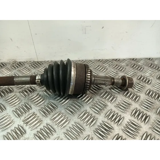Transmision Delantera Derecha para Nissan Almera Ii Hatchback (N16)