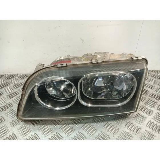 Faro Izquierdo para Volvo V40 Station Wagon (645)