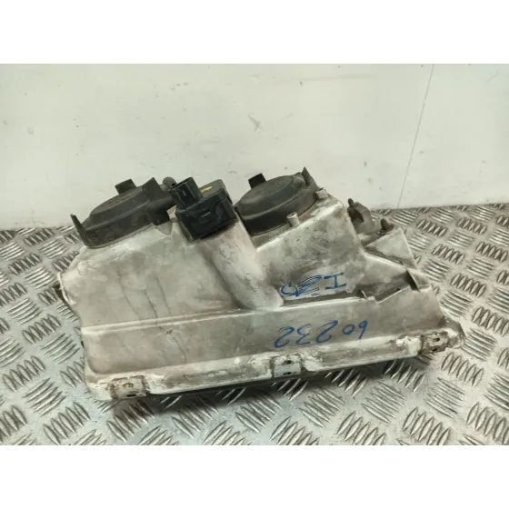 Faro Izquierdo para Volvo V40 Station Wagon (645)