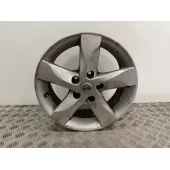 Llanta para Nissan Note (E12)