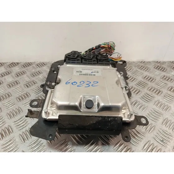 Centralita Motor Uce para Volvo V40 Station Wagon (645)