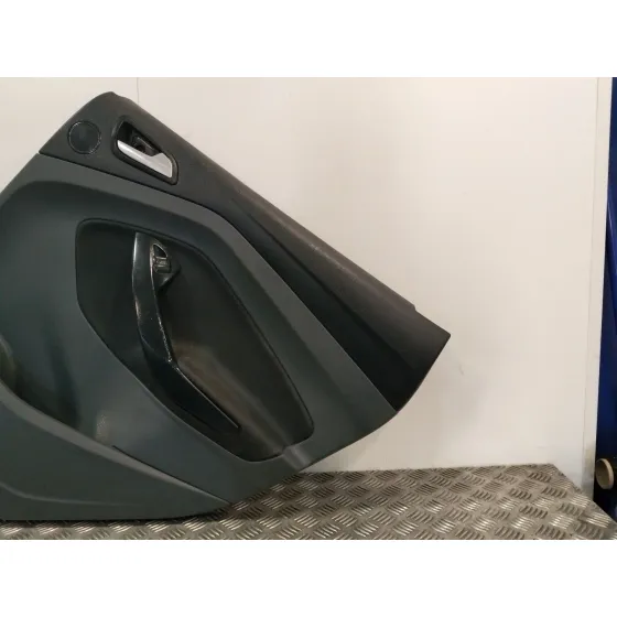 Guarnecido Puerta Trasera Derecha para Ford C-Max