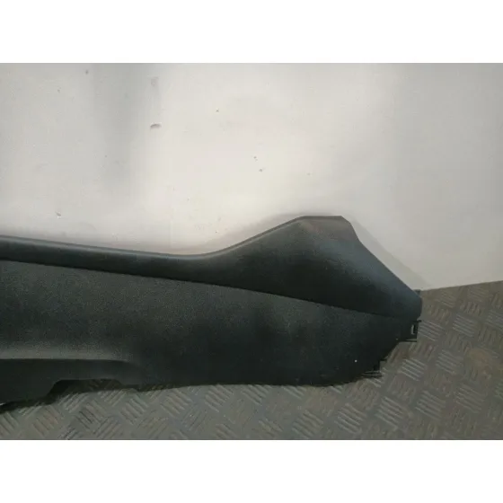 Moldura para Toyota C-Hr (_X1_)