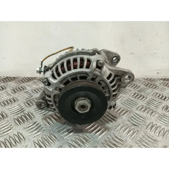 Alternador para Nissan X-Trail I (T30)