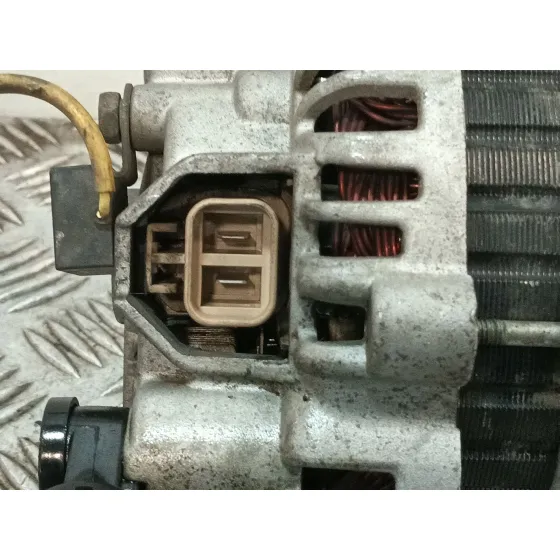 Alternador para Nissan X-Trail I (T30)