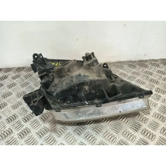 Faro Izquierdo para Nissan X-Trail I (T30)