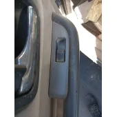 Mando Elevalunas Trasero Izquierdo para Nissan X-Trail I (T30)