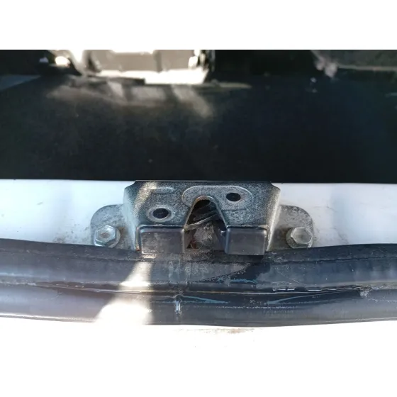 Cerradura Maletero / Porton para Toyota Aygo (_B1_)