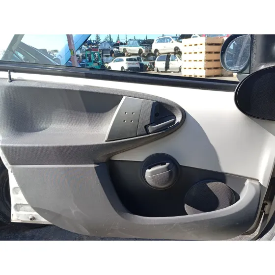 Guarnecido Puerta Delantera Izquierda para Toyota Aygo (_B1_)