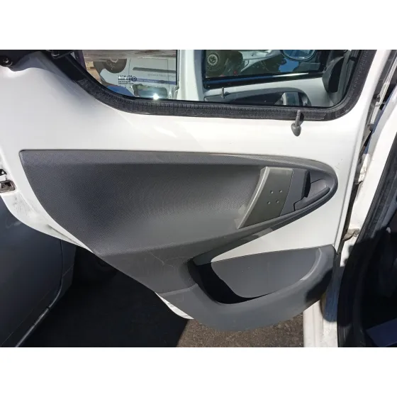Guarnecido Puerta Trasera Izquierda para Toyota Aygo (_B1_)