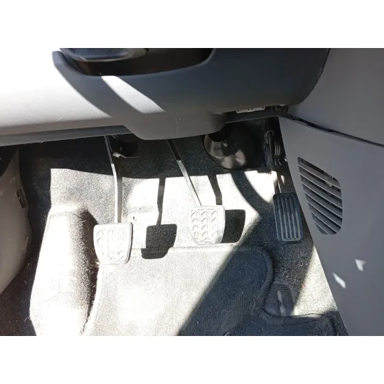 Pedal Embrague para Toyota Aygo (_B1_)